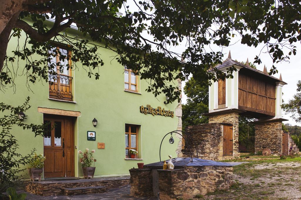 Penzion Os Tres Teixos San Acisclo Exteriér fotografie